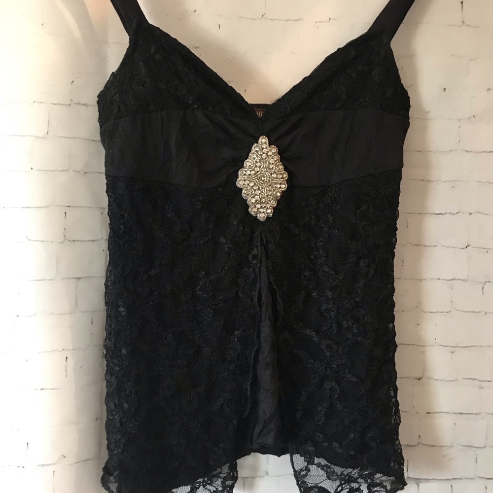 🌿Surrealist Blk w/Silver Medallion Camisole 1/SM
